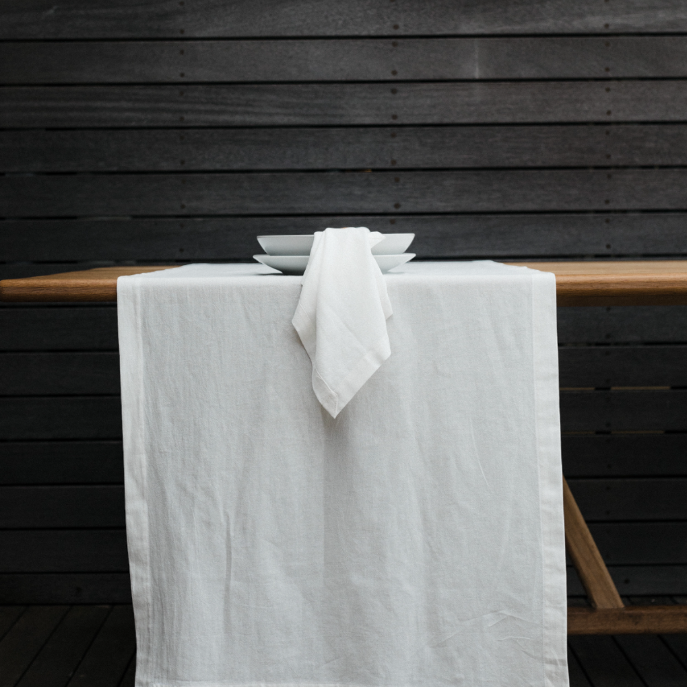 The Palmar Collection Cotton Table Runners