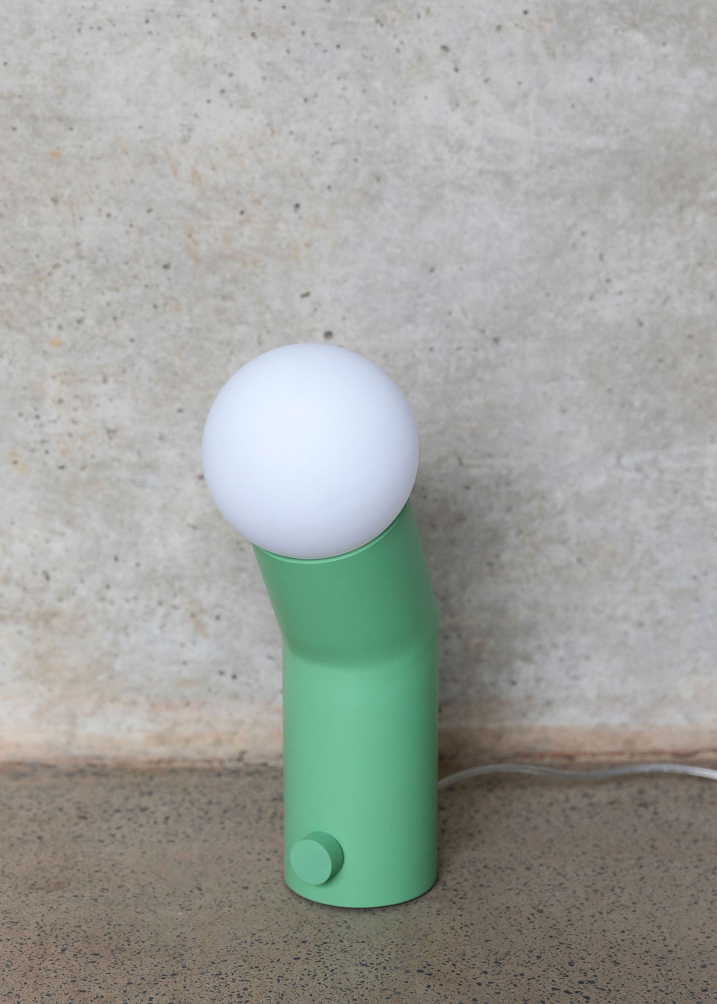 Capsule Lamp