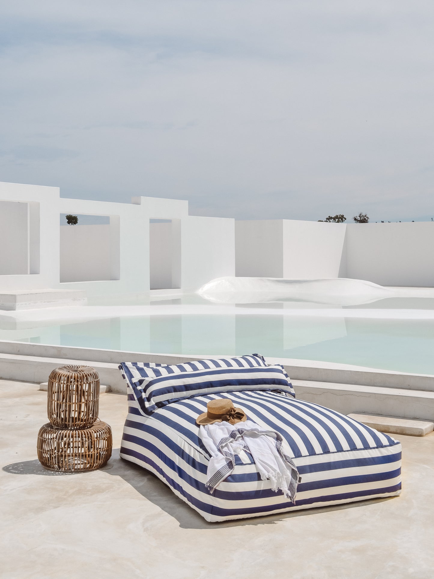Lazy Lounger