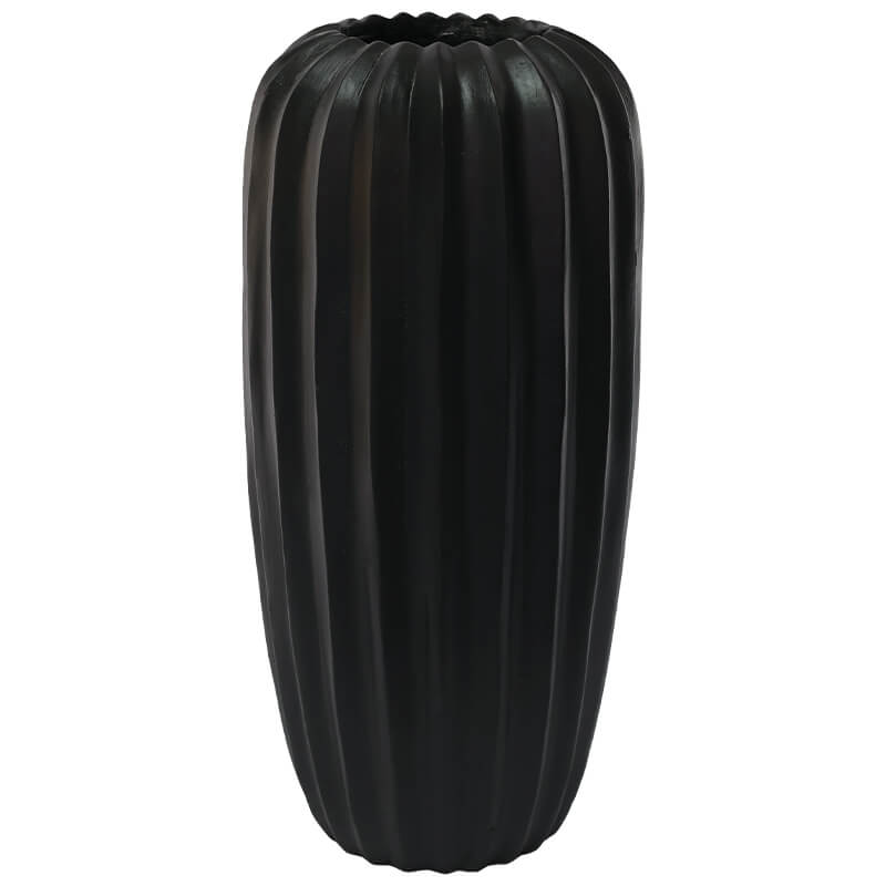 Noir Vases