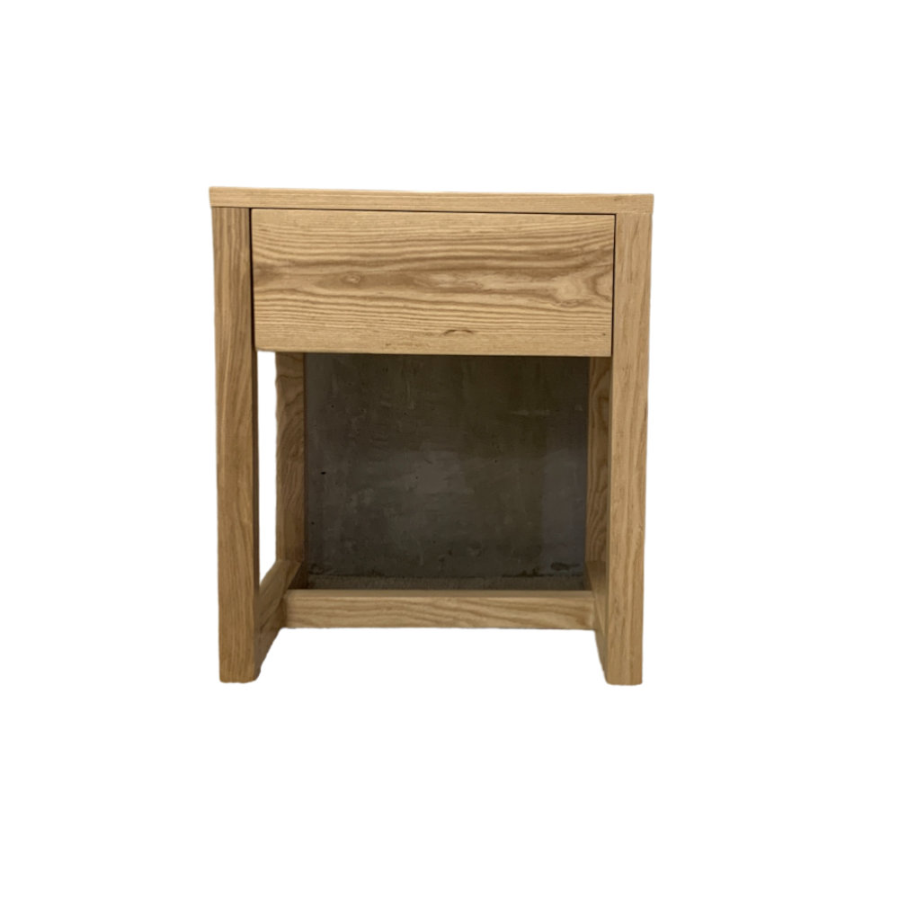 Land Pedestal