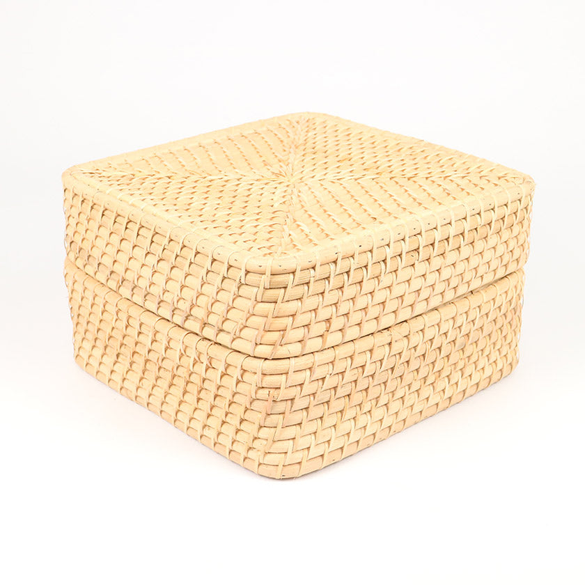 Big Wicker Box