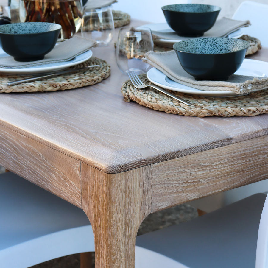 Angel Dining Table