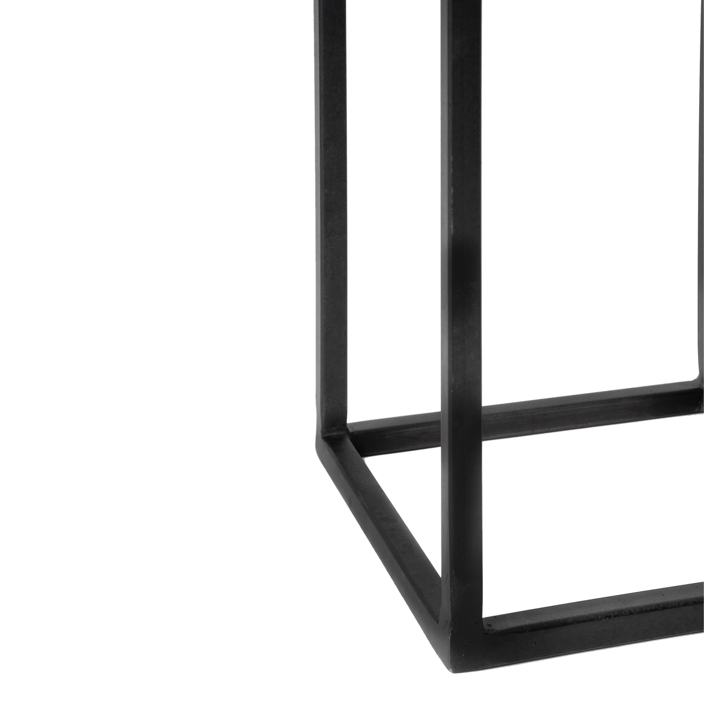 Avani Mono Metal Planter