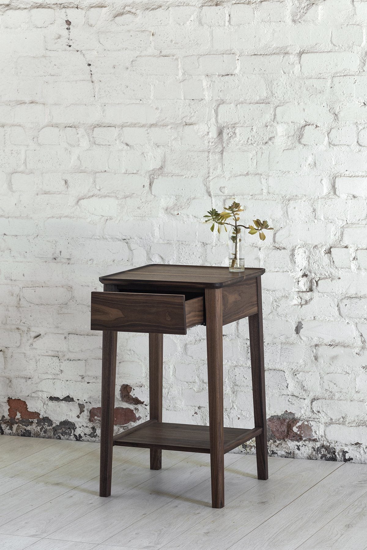 Neut Bedside Table W/Shelf - Esque