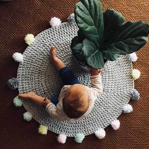 Pom Pom Rugs Spaghetti Yarn