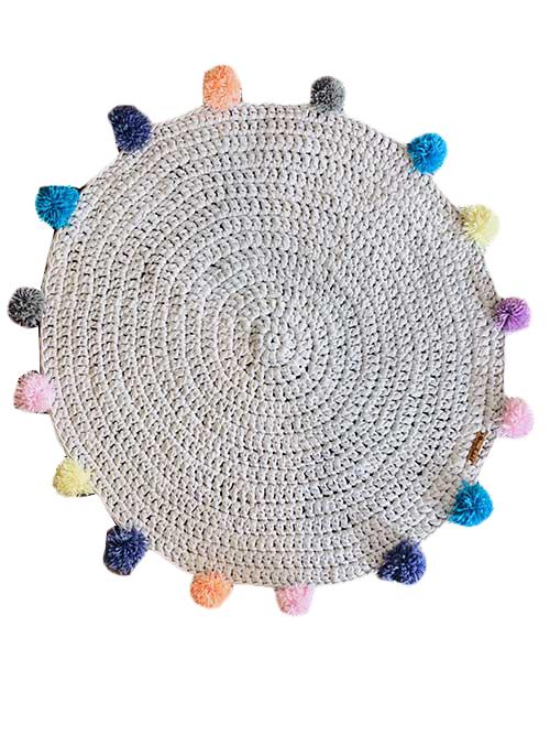 Pom Pom Rugs Spaghetti Yarn