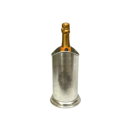 The Kings Wine Holder