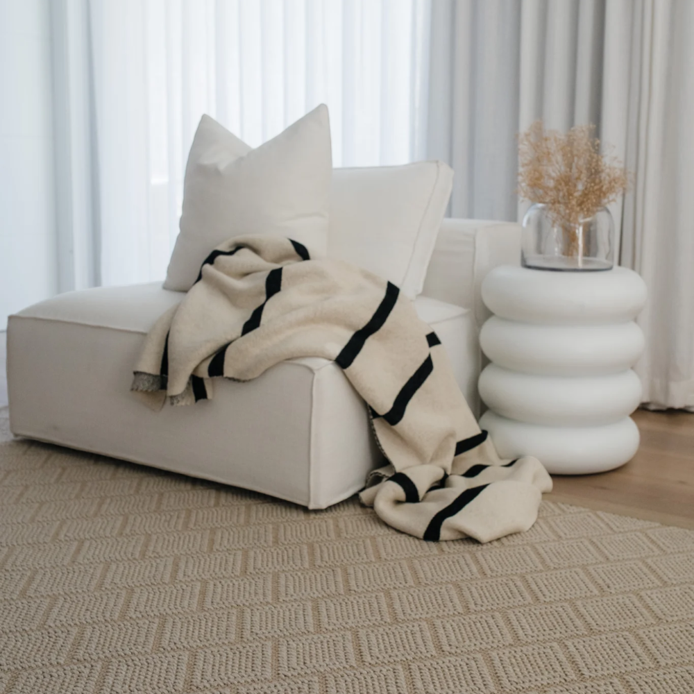 P.E.T Chunky Jacquard Rug Beige