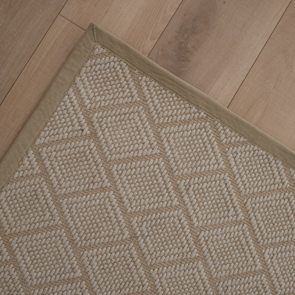 P.E.T Chunky Jacquard Rug Beige