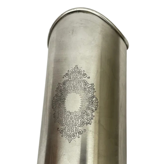 The Kings Wine Holder