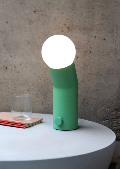 Capsule Lamp