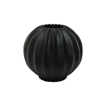 Noir Vases