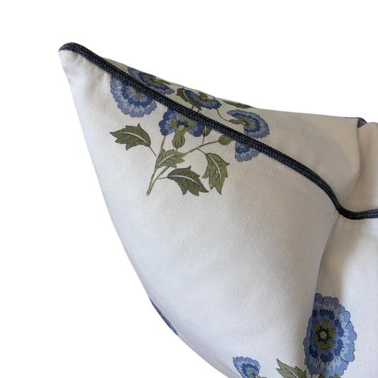 Sugar Willow Blue Scatter