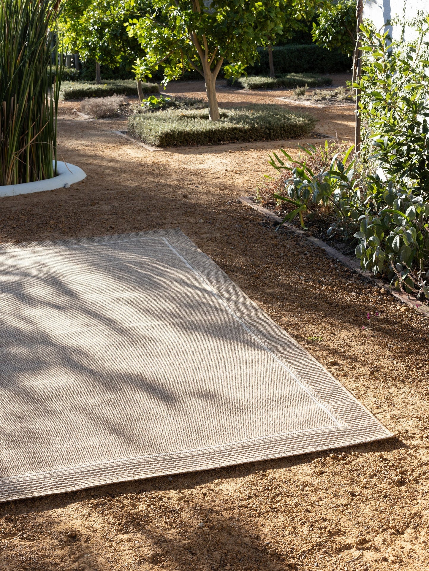 Sundeck Rugs