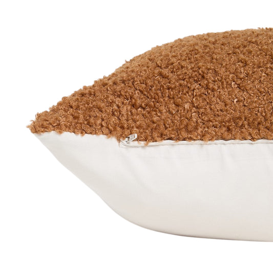 Tan Boucle Scatter
